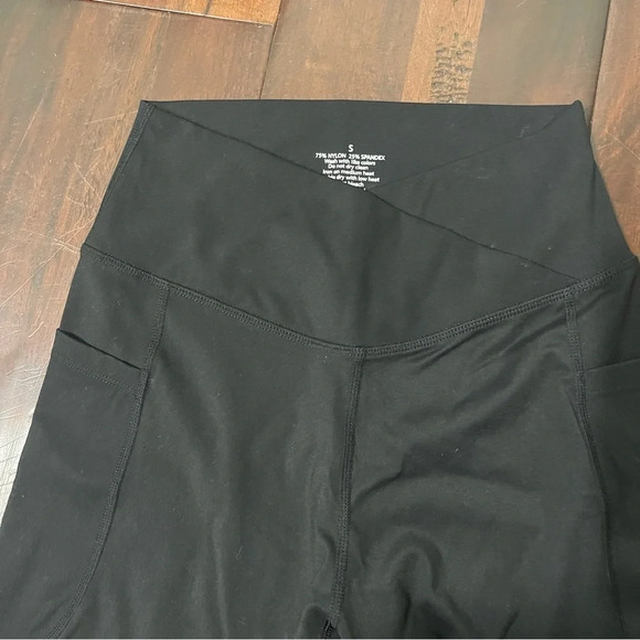 High Waisted Cross Over Flare Black Leggings Women’s Size Small - Picture 4 of 6